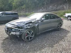 1HGCV2F33JA018520 2018 HONDA ACCORD