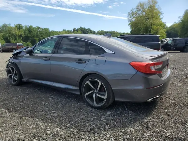 1HGCV2F33JA018520 2018 HONDA ACCORD - Image 2