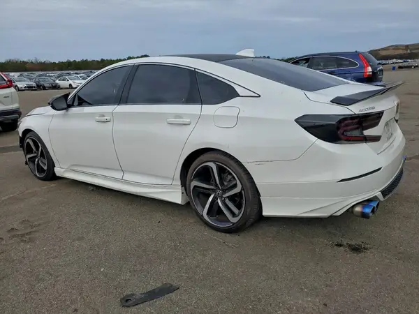 1HGCV2F33JA021594 2018 HONDA ACCORD - Image 2