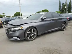 1HGCV2F33JA022826 2018 HONDA ACCORD