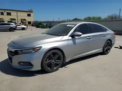 1HGCV2F33JA024933 2018 HONDA ACCORD