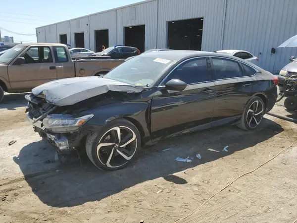 1HGCV2F33JA025466 2018 HONDA ACCORD - Image 1