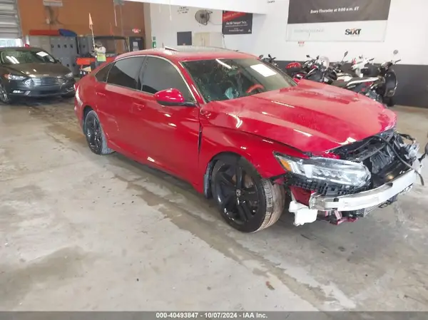 1HGCV2F33JA033499 2018 HONDA ACCORD - Image 1