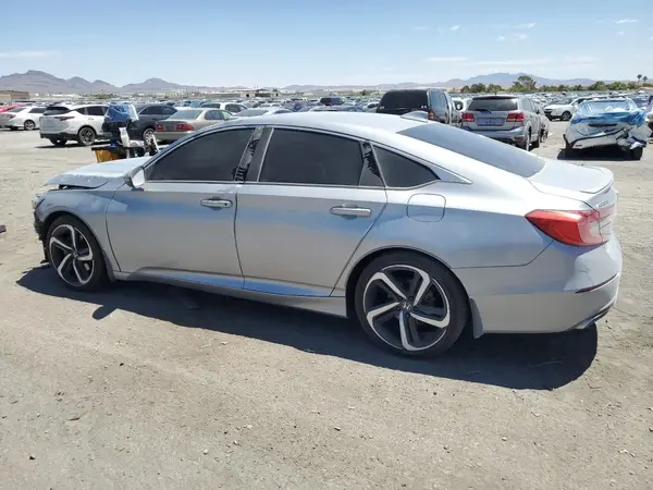 1HGCV2F33JA046091 2018 HONDA ACCORD - Image 2