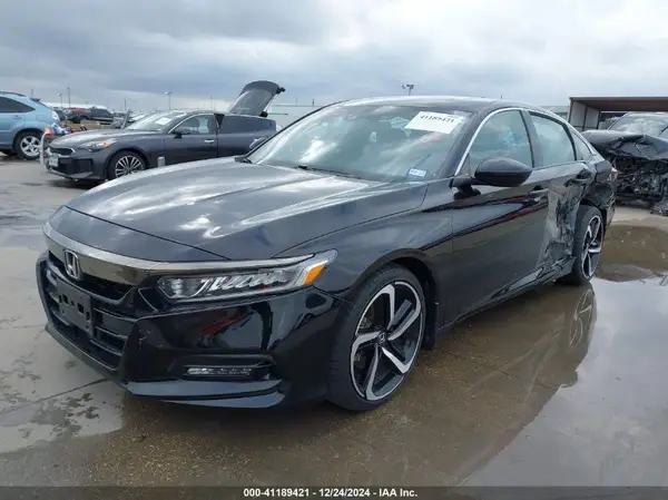 1HGCV2F33JA046379 2018 HONDA ACCORD - Image 2