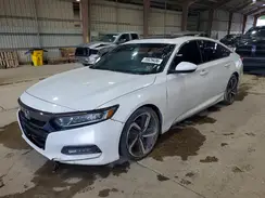 1HGCV2F33JA050853 2018 HONDA ACCORD