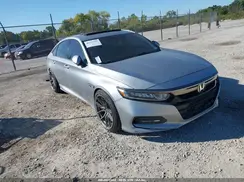 1HGCV2F33JA052327 2018 HONDA ACCORD