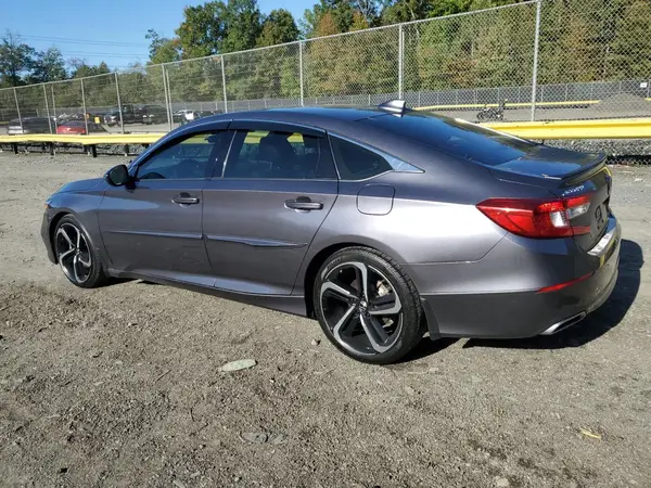 1HGCV2F33KA010550 2019 HONDA ACCORD - Image 2