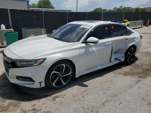 1HGCV2F33KA020284 2019 HONDA ACCORD - Image 1