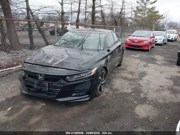 1HGCV2F33KA030555 2019 HONDA ACCORD - Image 2