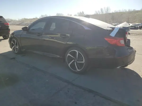 1HGCV2F33KA034105 2019 HONDA ACCORD - Image 2