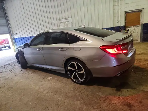 1HGCV2F33KA035092 2019 HONDA ACCORD - Image 2