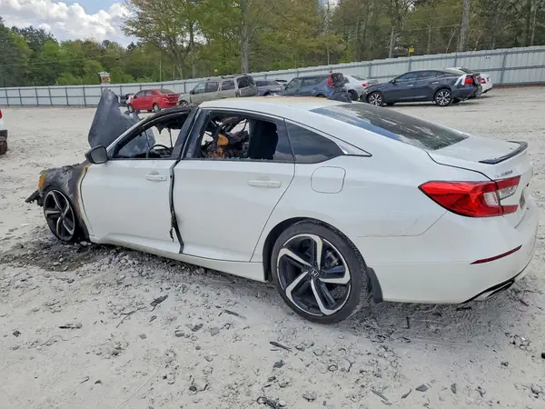 1HGCV2F33NA019382 2022 HONDA ACCORD - Image 2
