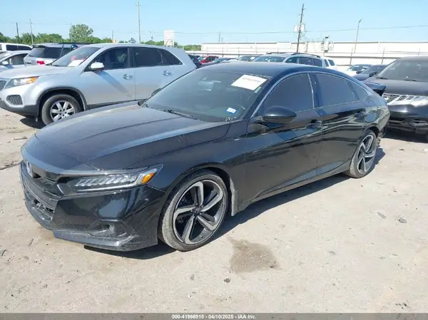 1HGCV2F33NA024484 2022 HONDA ACCORD - Image 2
