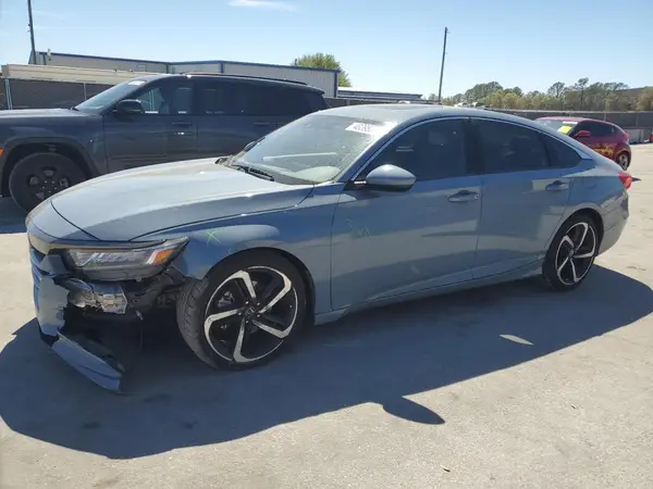 1HGCV2F34JA011852 2018 HONDA ACCORD - Image 1