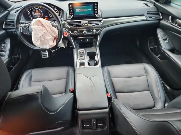 1HGCV2F34JA013777 2018 HONDA ACCORD - Image 8