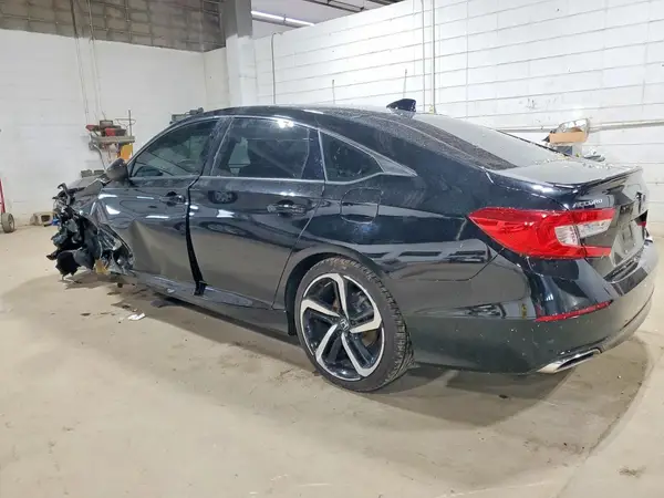 1HGCV2F34JA020227 2018 HONDA ACCORD - Image 2