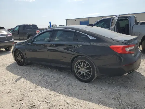 1HGCV2F34JA021619 2018 HONDA ACCORD - Image 2