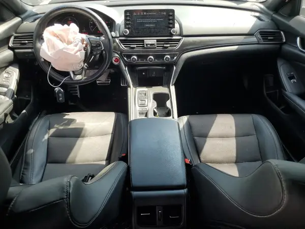 1HGCV2F34JA021619 2018 HONDA ACCORD - Image 8