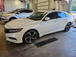 1HGCV2F34JA024651 2018 HONDA ACCORD