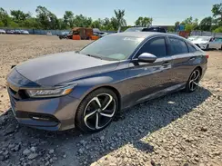 1HGCV2F34JA030272 2018 HONDA ACCORD