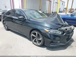 1HGCV2F34JA032006 2018 HONDA ACCORD