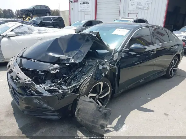 1HGCV2F34JA032006 2018 HONDA ACCORD - Image 2