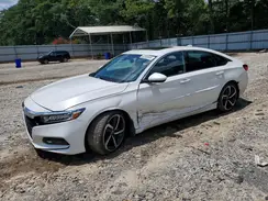 1HGCV2F34JA045564 2018 HONDA ACCORD