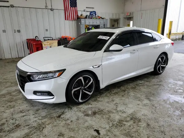 1HGCV2F34JA048710 2018 HONDA ACCORD - Image 1