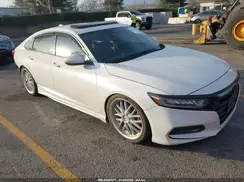 1HGCV2F34JA050442 2018 HONDA ACCORD