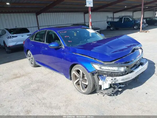 1HGCV2F34JA051557 2018 HONDA ACCORD - Image 1