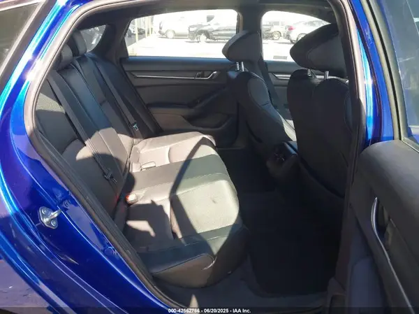 1HGCV2F34JA051557 2018 HONDA ACCORD - Image 8