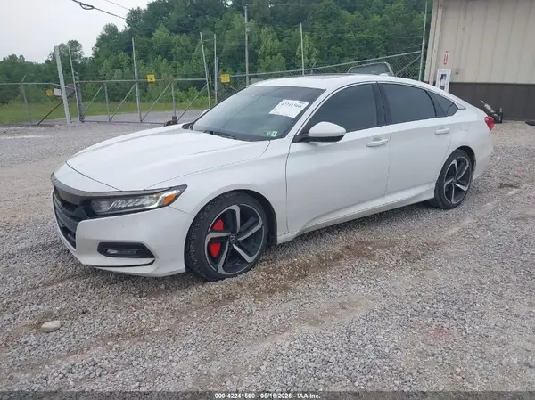1HGCV2F34KA026658 2019 HONDA ACCORD - Image 2