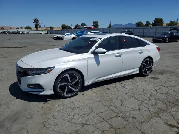 1HGCV2F34KA032685 2019 HONDA ACCORD - Image 1