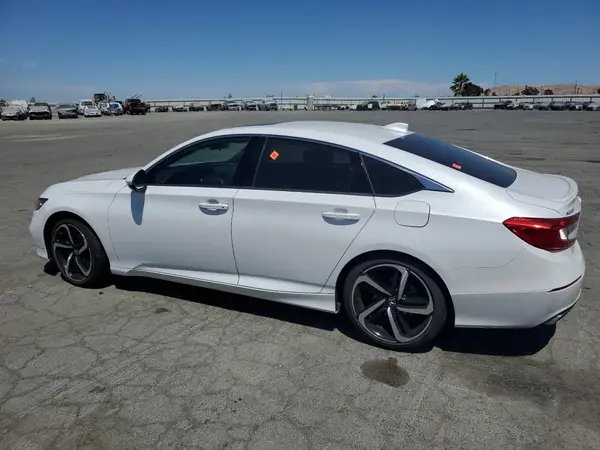 1HGCV2F34KA032685 2019 HONDA ACCORD - Image 2