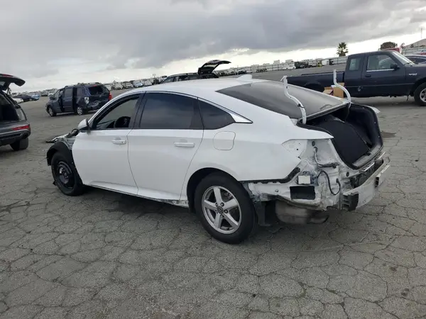 1HGCV2F34LA015886 2020 HONDA ACCORD - Image 2
