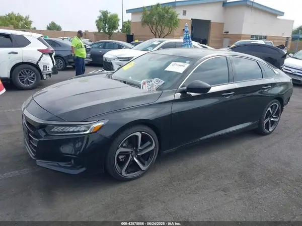 1HGCV2F34MA002041 2021 HONDA ACCORD - Image 2