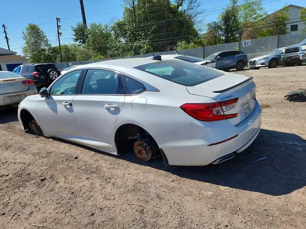 1HGCV2F34NA012263 2022 HONDA ACCORD - Image 2