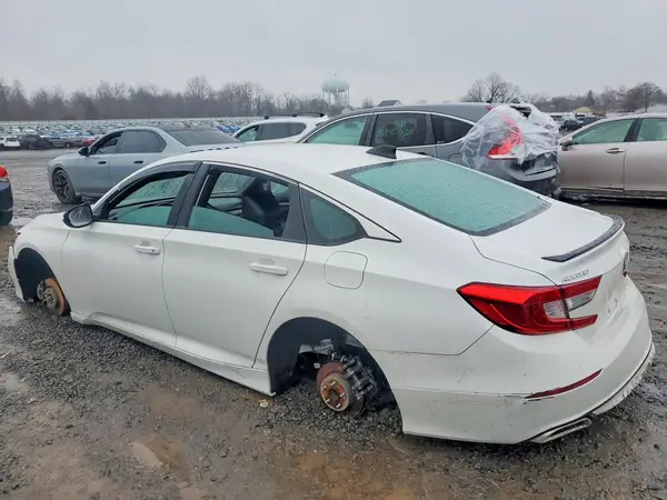 1HGCV2F34NA016913 2022 HONDA ACCORD - Image 2