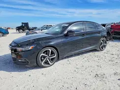 1HGCV2F35JA002075 2018 HONDA ACCORD