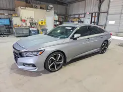 1HGCV2F35JA002934 2018 HONDA ACCORD