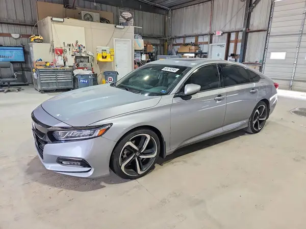 1HGCV2F35JA002934 2018 HONDA ACCORD - Image 1