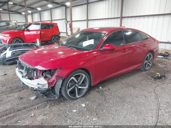 1HGCV2F35JA004845 2018 HONDA ACCORD - Image 2