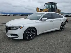 1HGCV2F35JA011004 2018 HONDA ACCORD