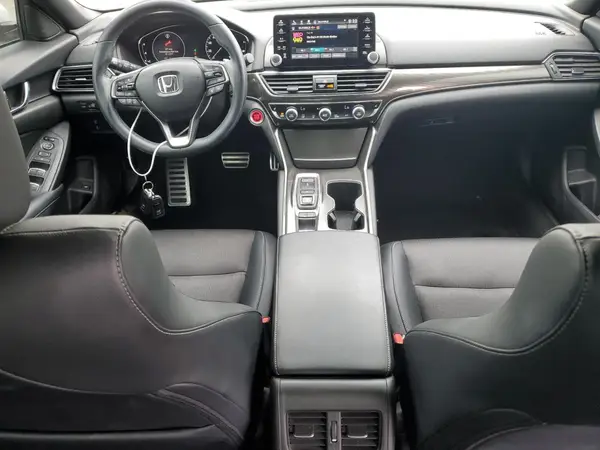 1HGCV2F35JA011004 2018 HONDA ACCORD - Image 8