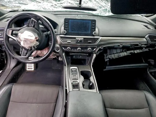 1HGCV2F35JA015862 2018 HONDA ACCORD - Image 8