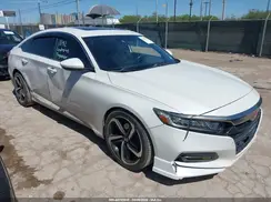 1HGCV2F35JA034105 2018 HONDA ACCORD