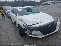 1HGCV2F35JA036694 2018 HONDA ACCORD