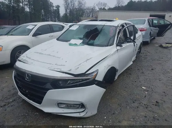 1HGCV2F35JA036694 2018 HONDA ACCORD - Image 2
