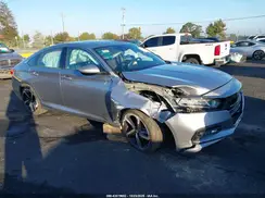 1HGCV2F35JA047677 2018 HONDA ACCORD
